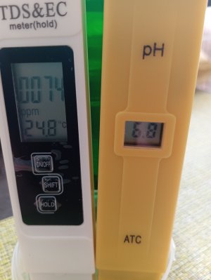 Вода из водомата.jpg